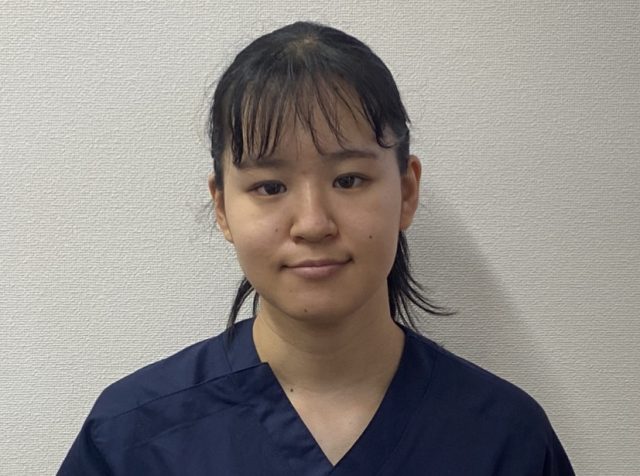 山本　怜美